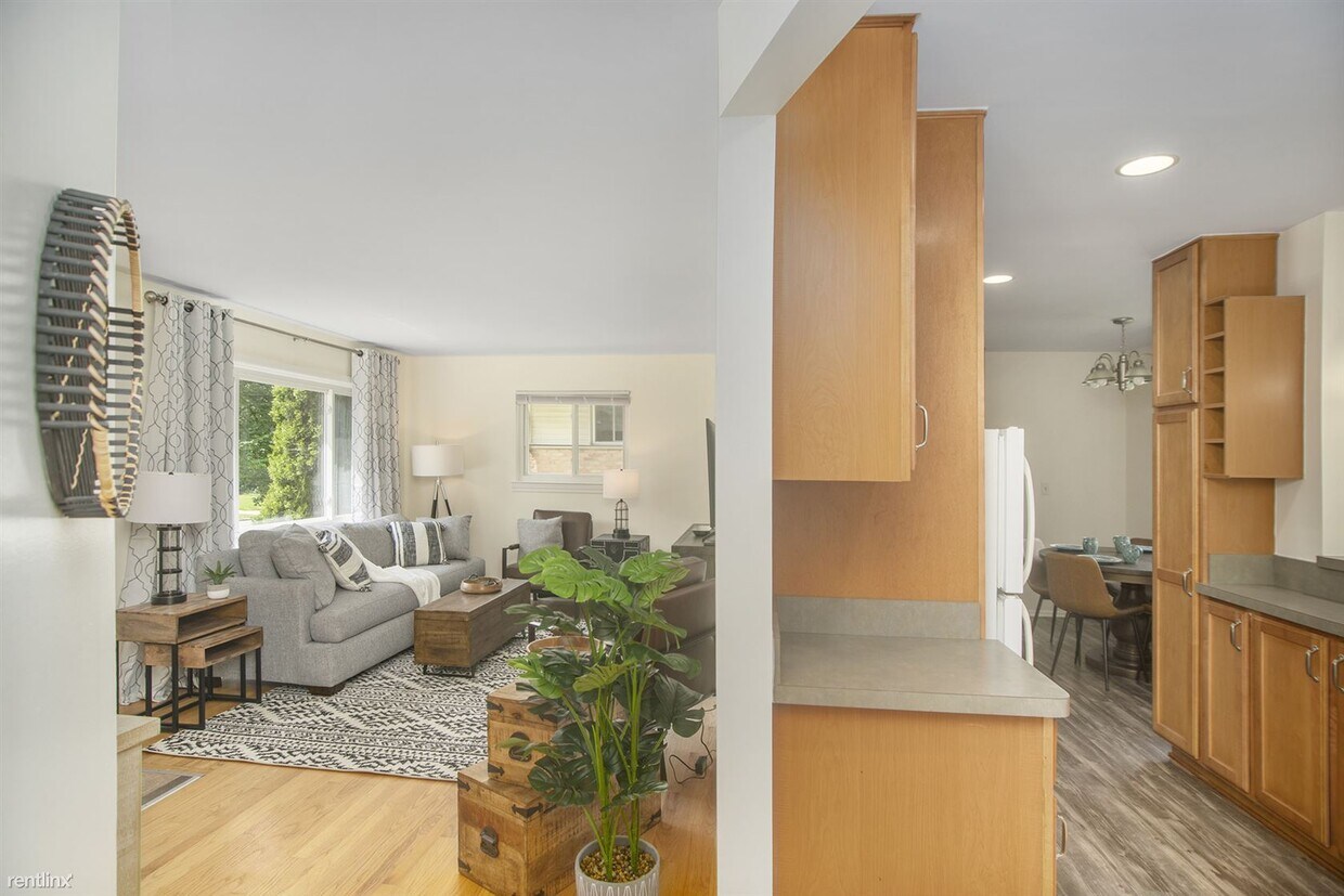 Foto principal - 4 br, 2 bath House - 621 Susan Drive