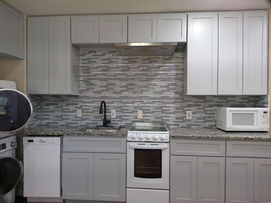 Foto principal - 22262 Adams St