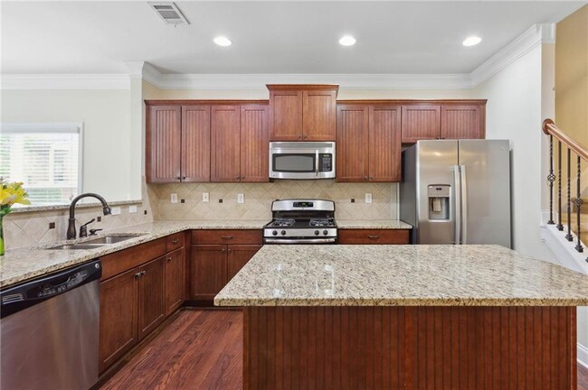 Building Photo - 13284 Warrensville Cove