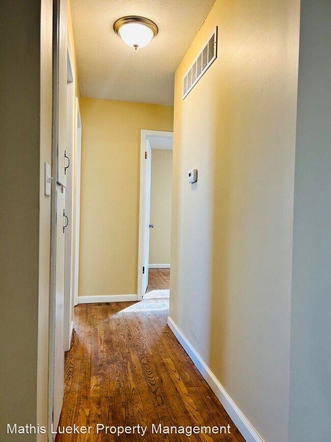 Building Photo - 4 br, 2 bath House - 1515 Johnson Drive