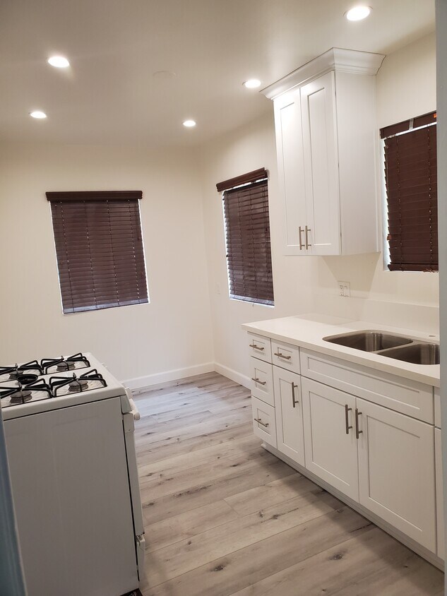 kitchen - 500 S Main St
