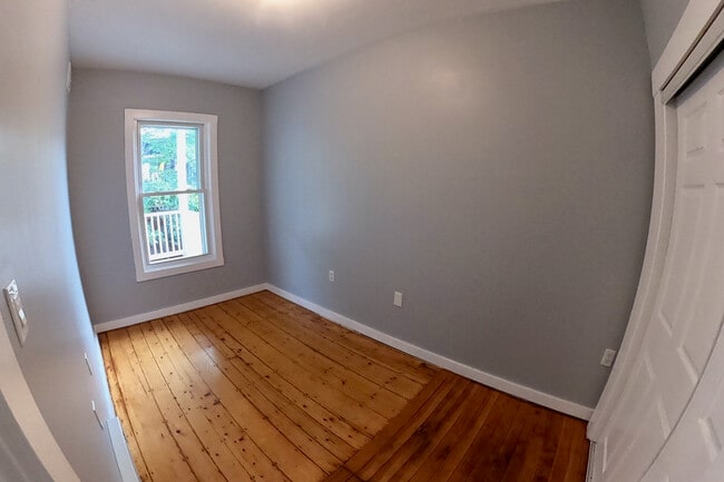 Building Photo - 163 Trenton St