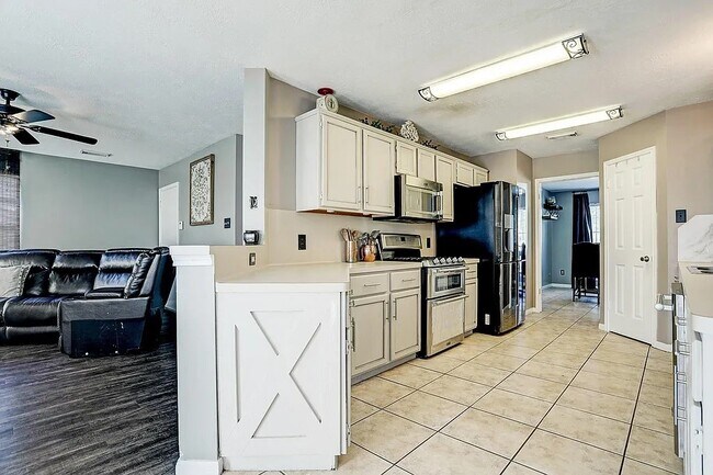 Foto del edificio - 3005 Wood Hollow Dr