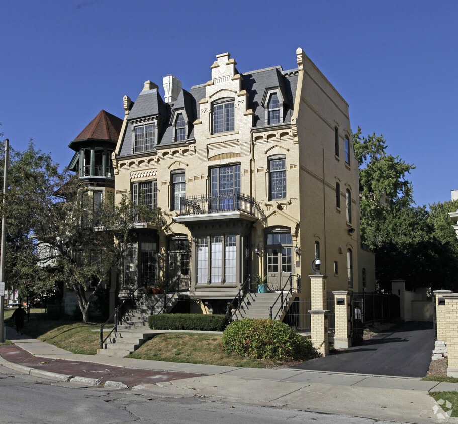 Primary Photo - 1229-1231 N Prospect Ave