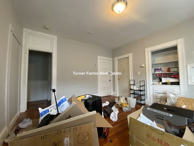 Building Photo - 173 Rindge Ave