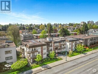 Building Photo - 2040-2040 Cornwall Ave