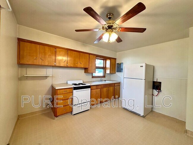 Foto del edificio - 2205 Lindyview Rd