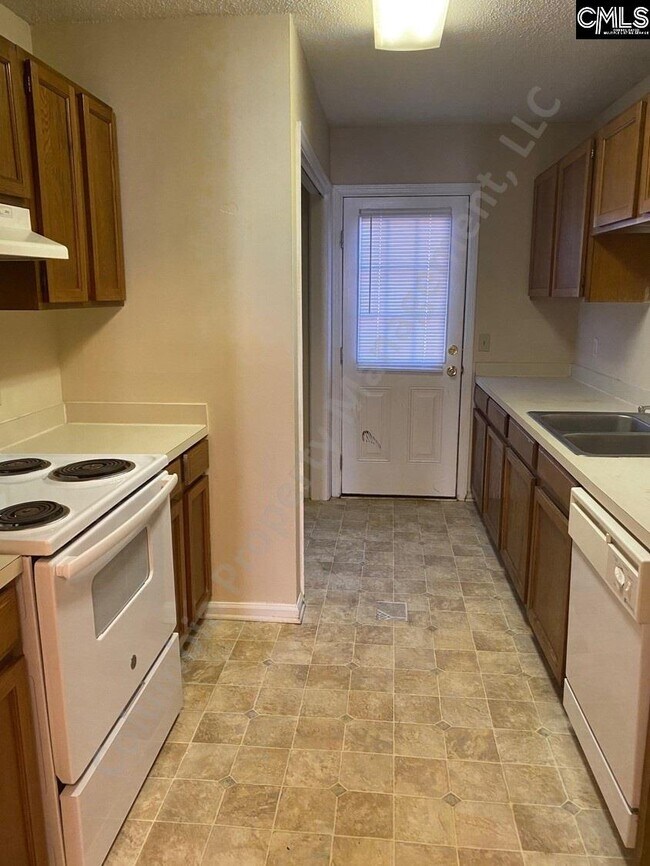 Building Photo - 117 Villa Ct