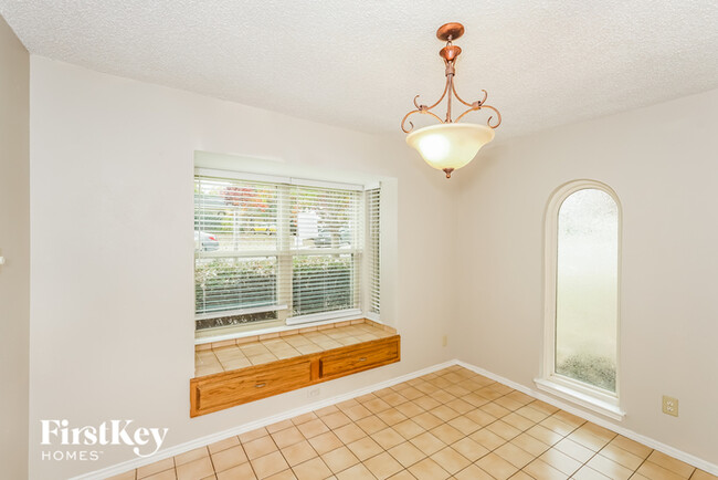 Foto del edificio - 2012 Garden Oaks Drive