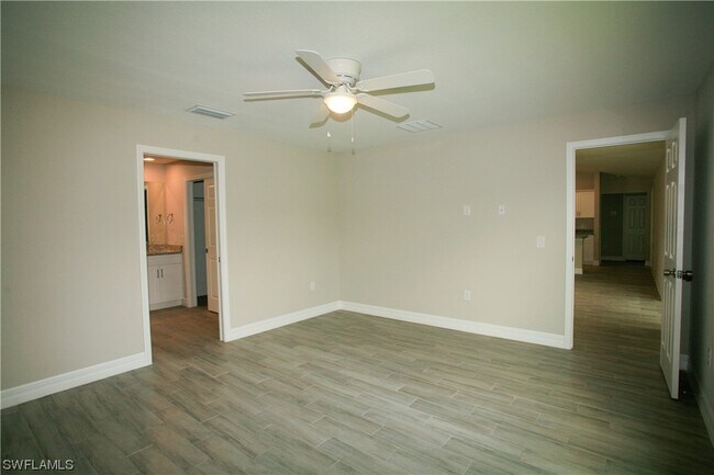 Building Photo - 8445 Coral Dr