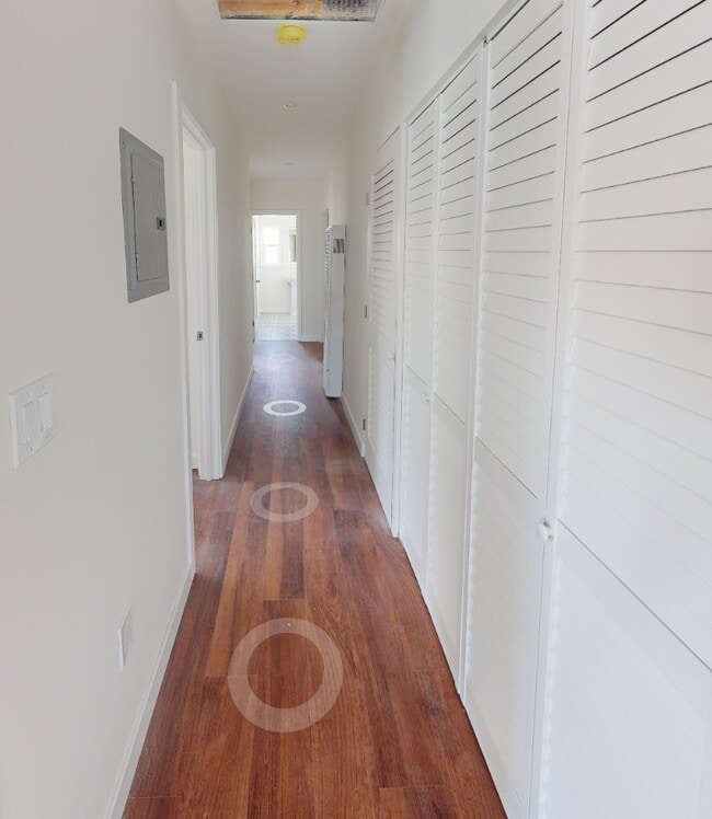 Foto del edificio - 1167 N Berendo St