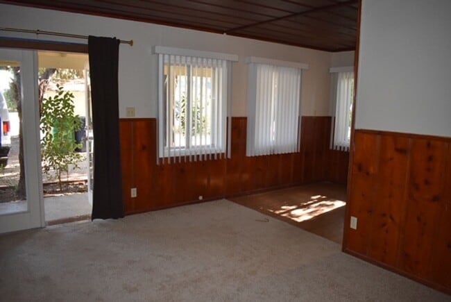 Foto del edificio - 5280 Capistrano Ave