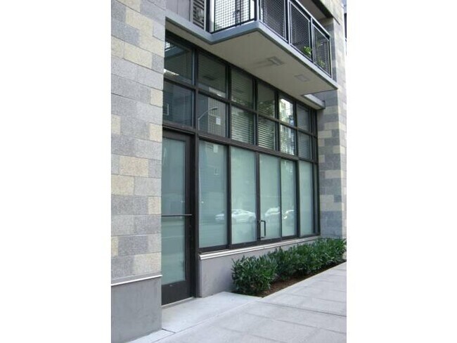 Front door on Western - 81 Clay St