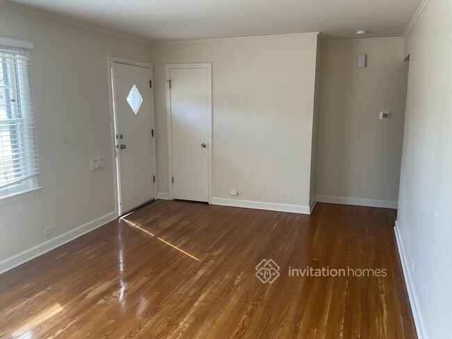 Building Photo - 15564 Gouwens Ln