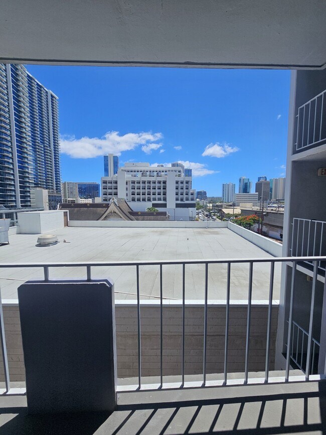 Foto del edificio - 929 Sheridan St