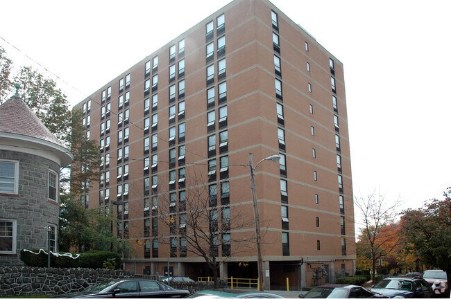 Building Photo - 18th Street Apartments
