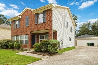 Building Photo - 422 Laurel Pine Dr