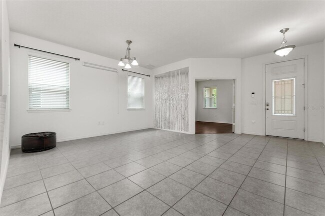 Foto del edificio - 11472 Wakeworth St