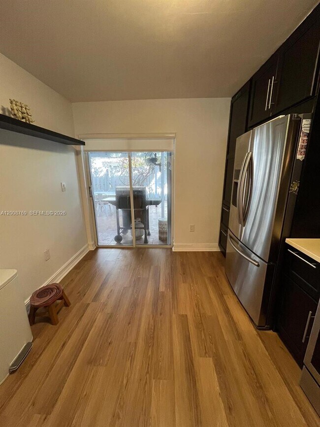 Foto del edificio - 7451 SW 163rd Ct