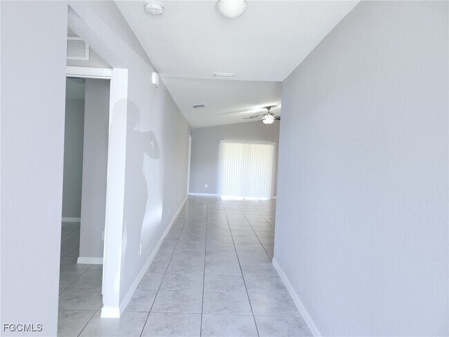 Foto del edificio - 2718 5th St SW