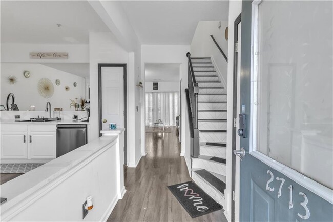 Foto del edificio - 2713 Ashleigh Ln