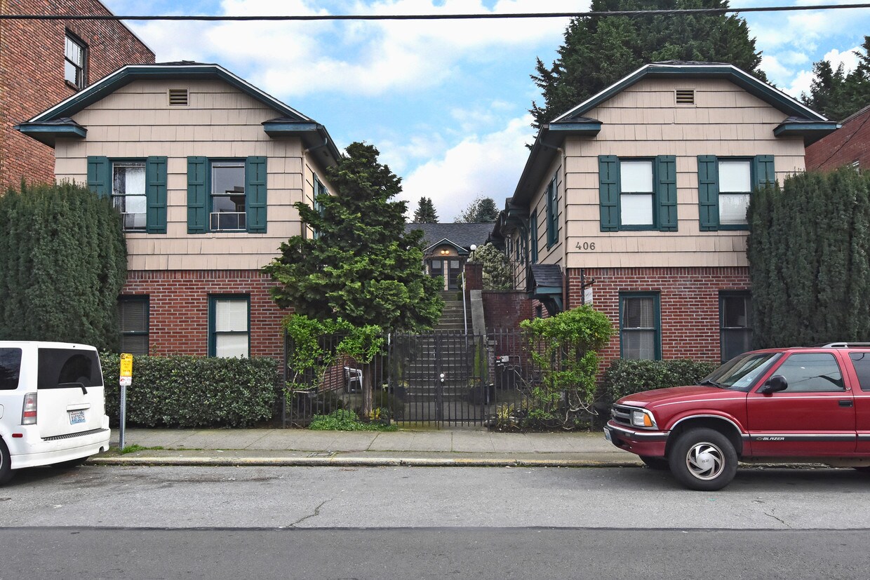 Primary Photo - 406 Summit Ave E