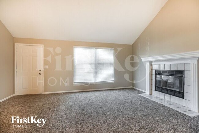Building Photo - 6826 Willis Dr