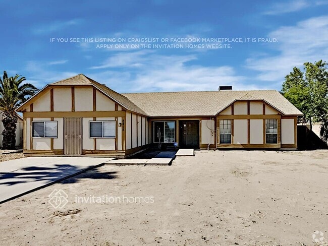 Building Photo - 8414 W Windrose Dr
