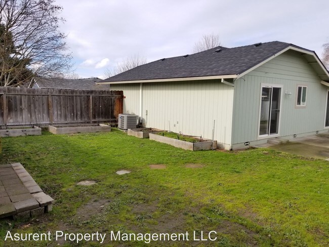Building Photo - 1104 Coachman Dr