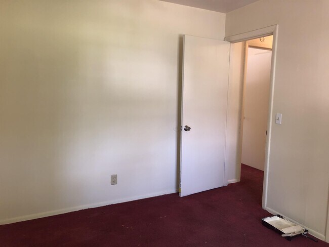 Foto del edificio - 4423 W Moncrief Village Dr