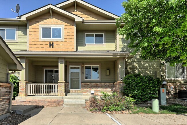 Building Photo - Welcome Home to Ridgen Farms!