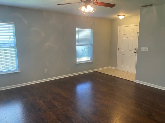 Building Photo - Samara Lakes- 3 BR / 2 BA Home For Rent In St. Augustine!