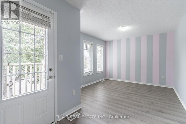 Photo du bâtiment - 40 Personna Cir