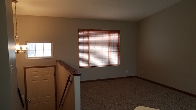 Building Photo - 901 Gunners Ct