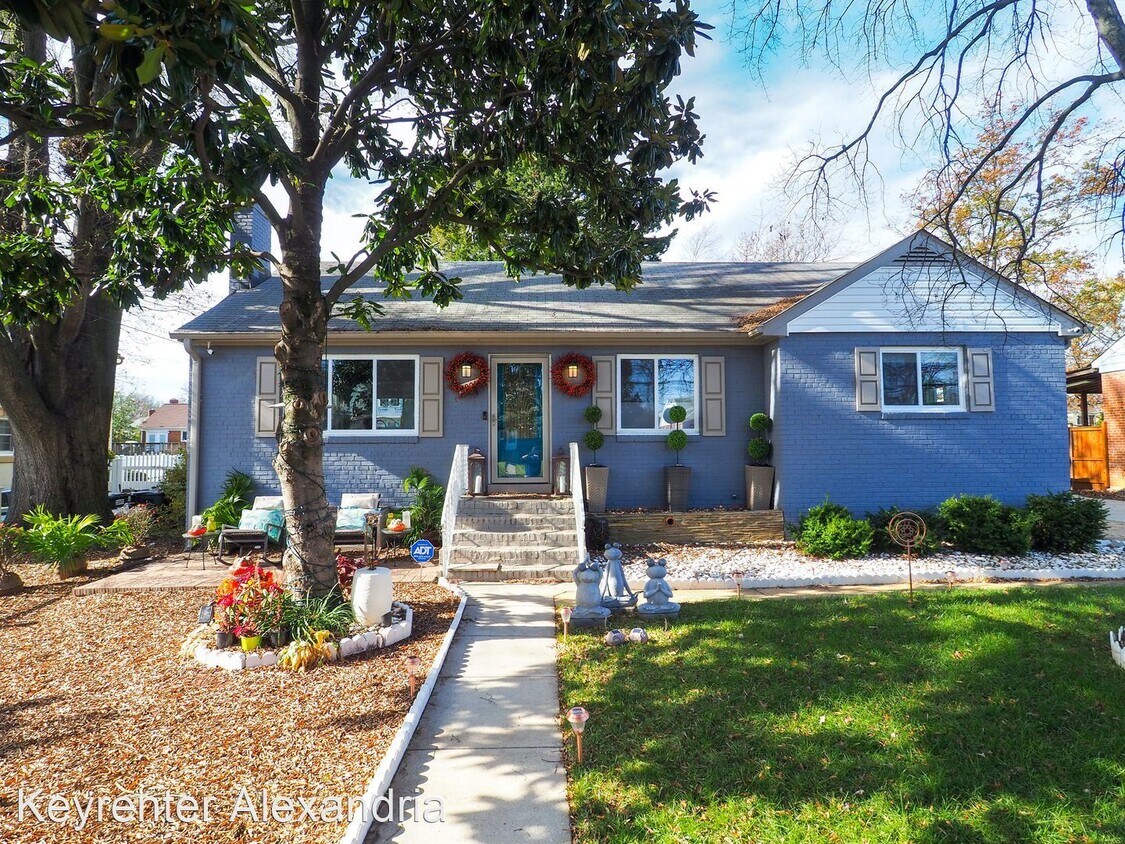 Primary Photo - 4 br, 3 bath House - 5908 Amherst Ave