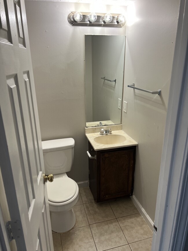 Building Photo - 2659 Evans Mill Dr