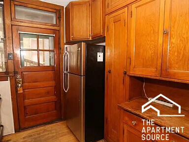 Foto del edificio - 3844 N Bernard St