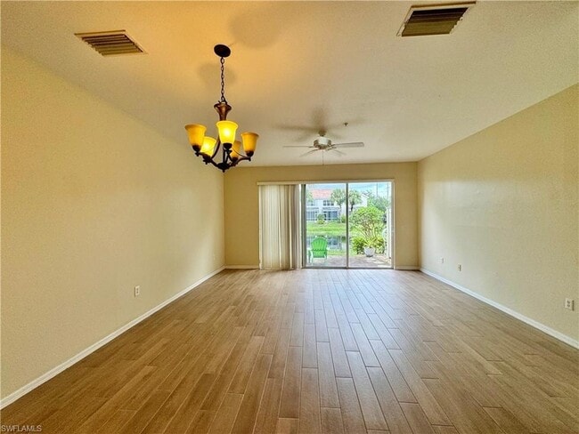 Foto del edificio - 860 Hampton Cir