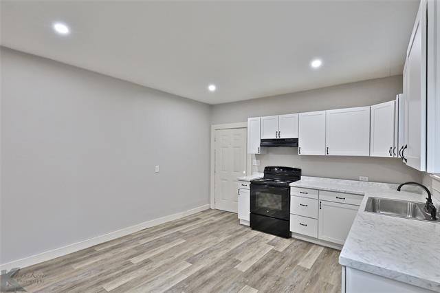 Foto del edificio - 882 Clinton St