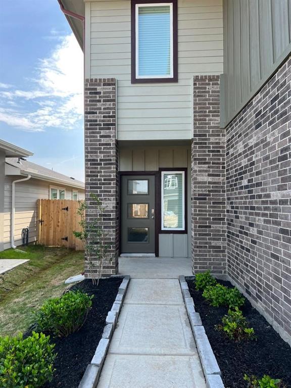 Foto del edificio - 12819 Heddington Grv Ln