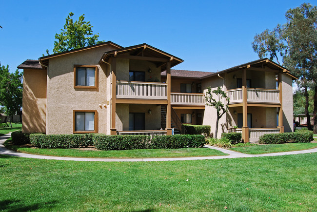 Building Photo - Alder Woods