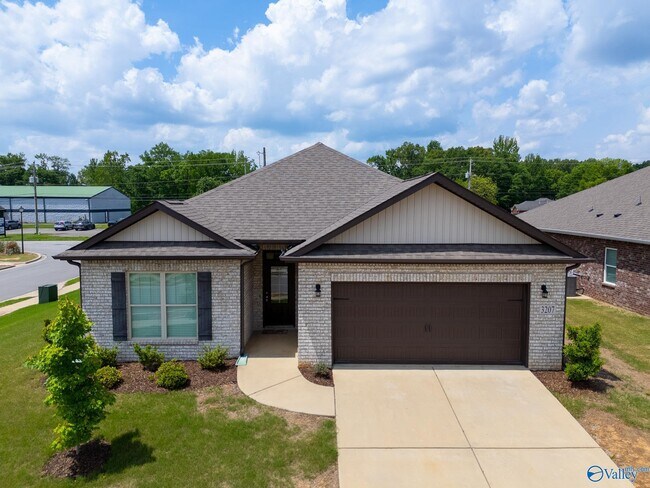 Building Photo - 3207 Jordan Farm Cir