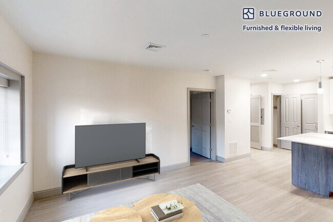 Foto del edificio - 735 Truman Pkwy