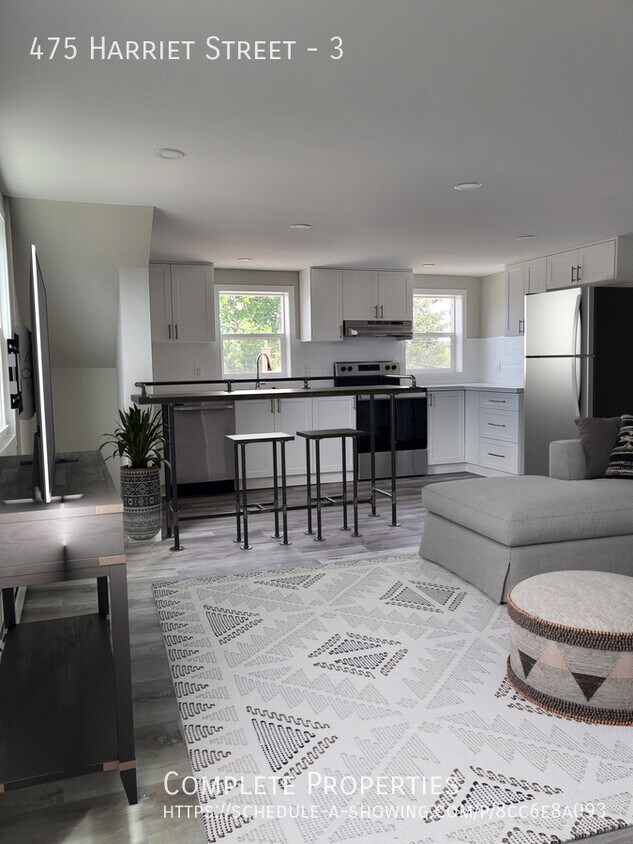 Primary Photo - Modern 2 bedroom with laundry