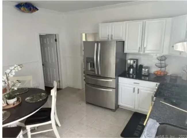 Kitchen - 1727 Madison Ave