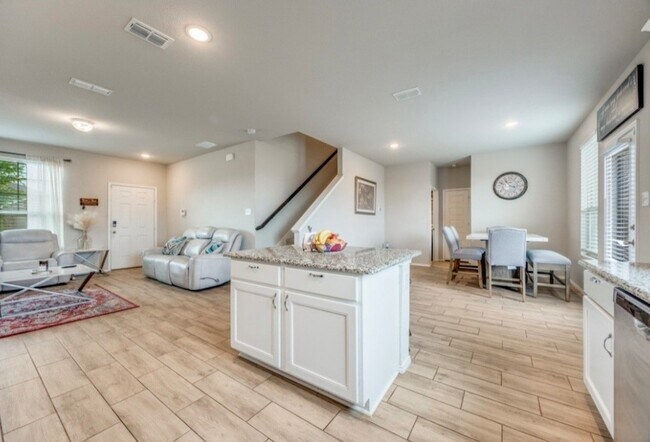Foto del edificio - 926 Hurstwood Dr