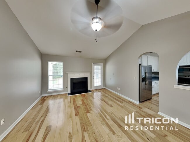 Building Photo - 708 Percevil Point