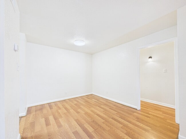 Building Photo - 9700 Leawood Blvd