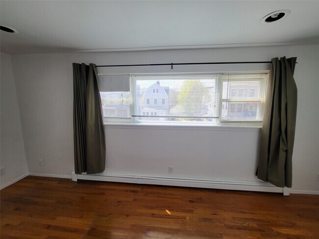 Foto del edificio - 42-33 78th St