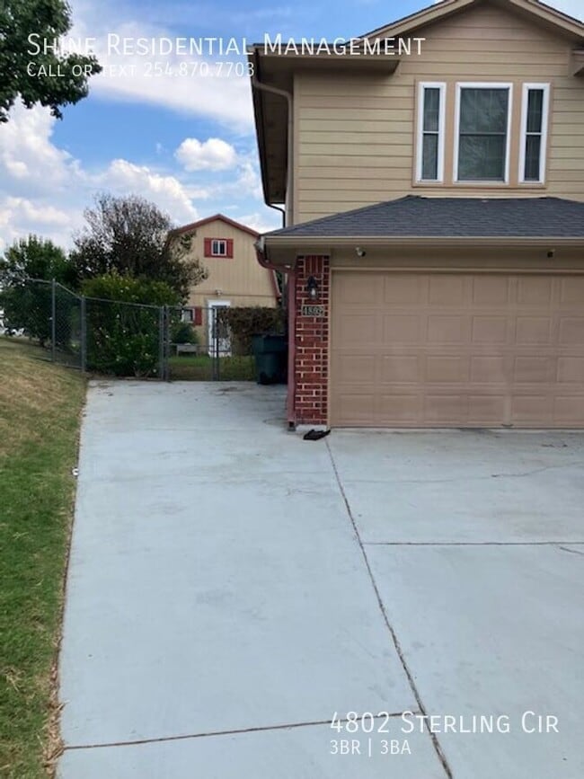 Foto del edificio - 4802 Sterling Cir